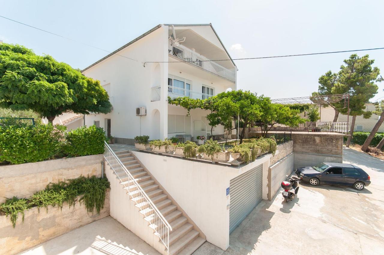 Apartments Ivan Дуче Екстер'єр фото